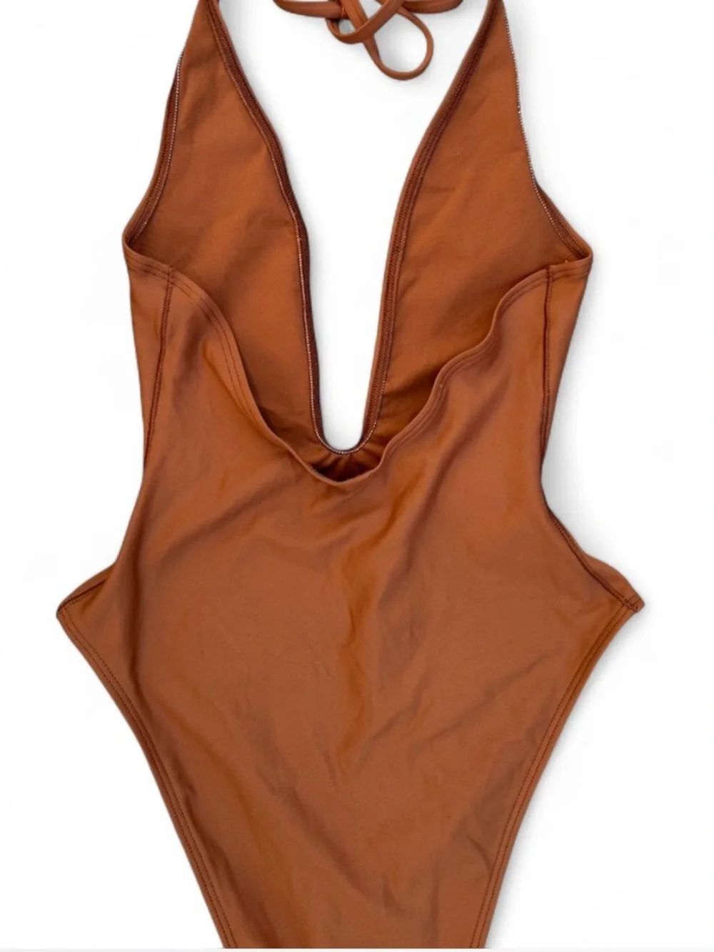 SKIMS *NWT CLASSIC SWIM DEEP
PLUNGE ONE PIECE | COLOR: BRONZE I SIZE: L - Picture 5 of 7